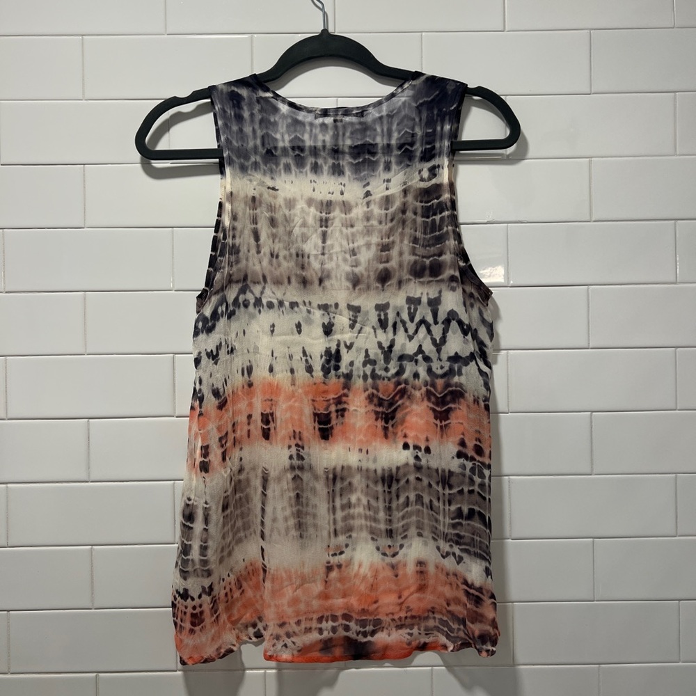 100% silk top. Beautiful!